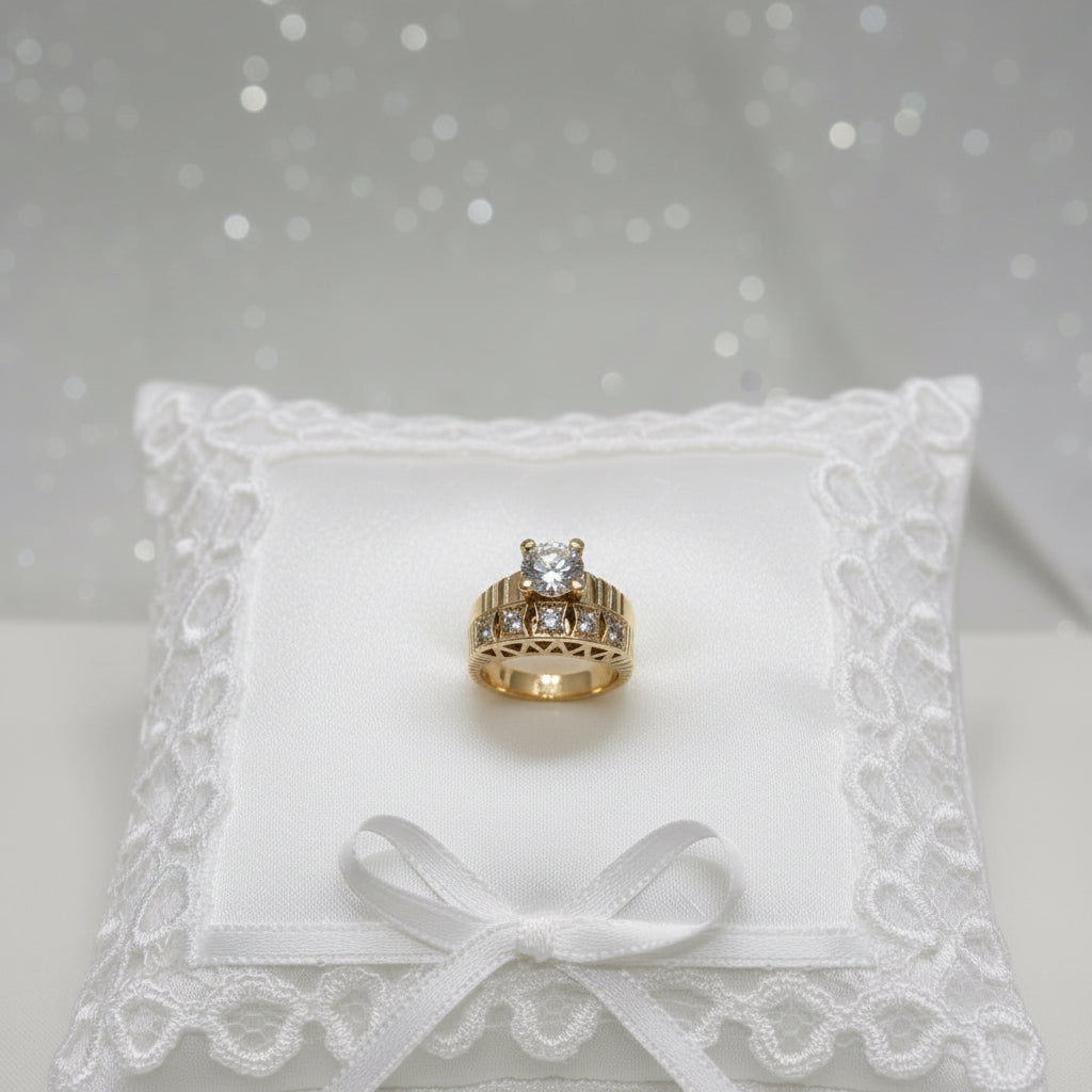 Anillo de compromiso en Oro 14K con solitario de 5.5 mm