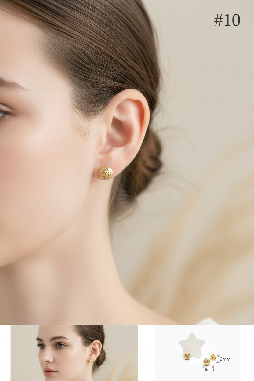 Aretes pequeños con cierre mariposa en oro 14K