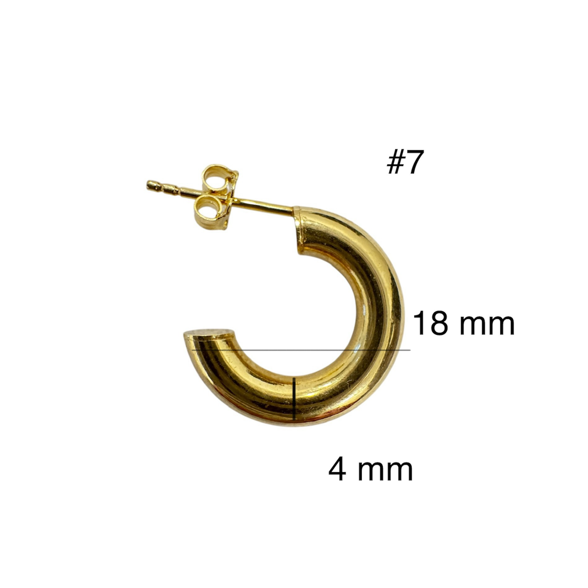 Aretes medianos con cierre mariposa en oro 14K