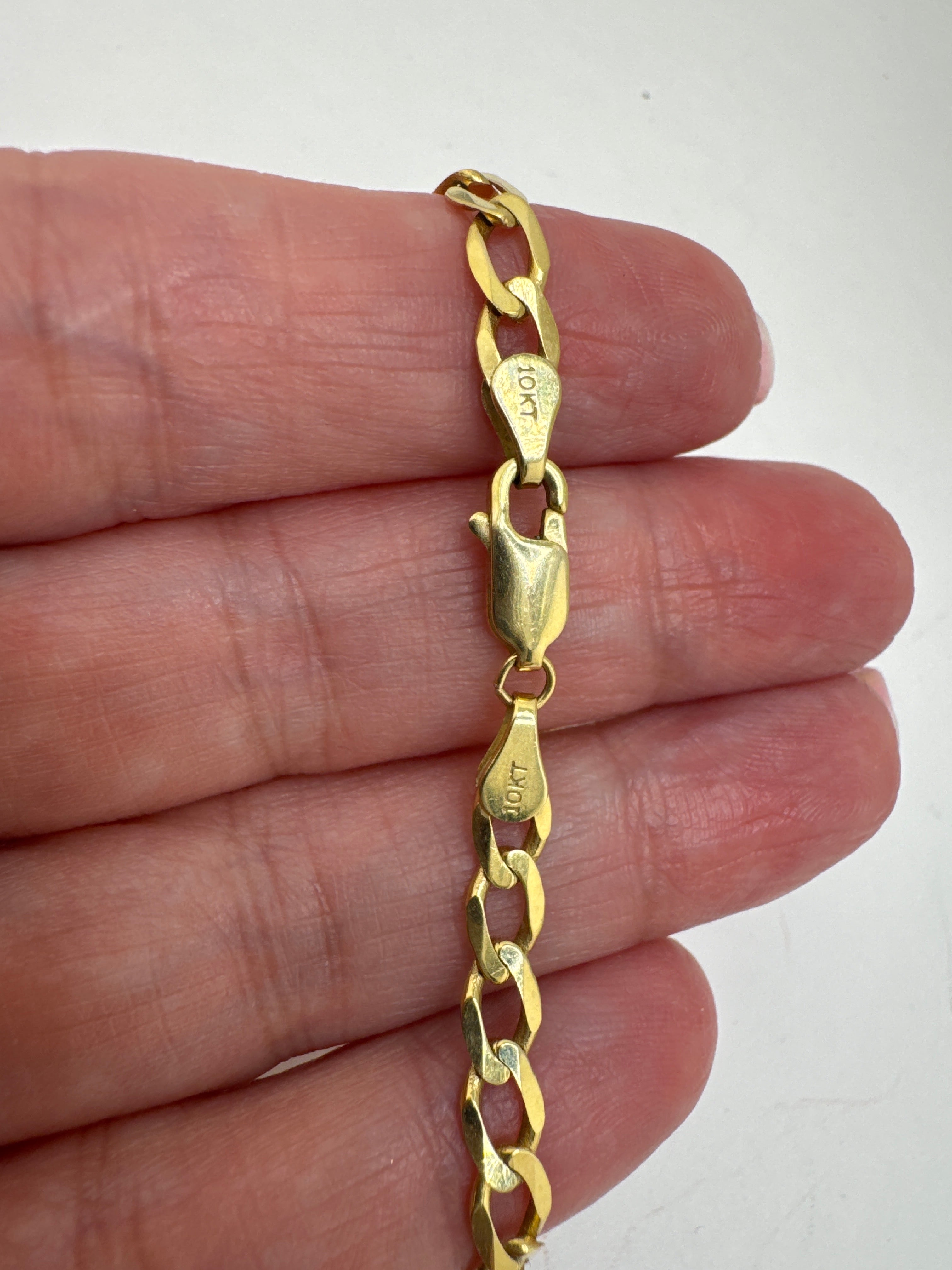 Cadena Cubano-Italiana en Oro 10K de 5.3 mm