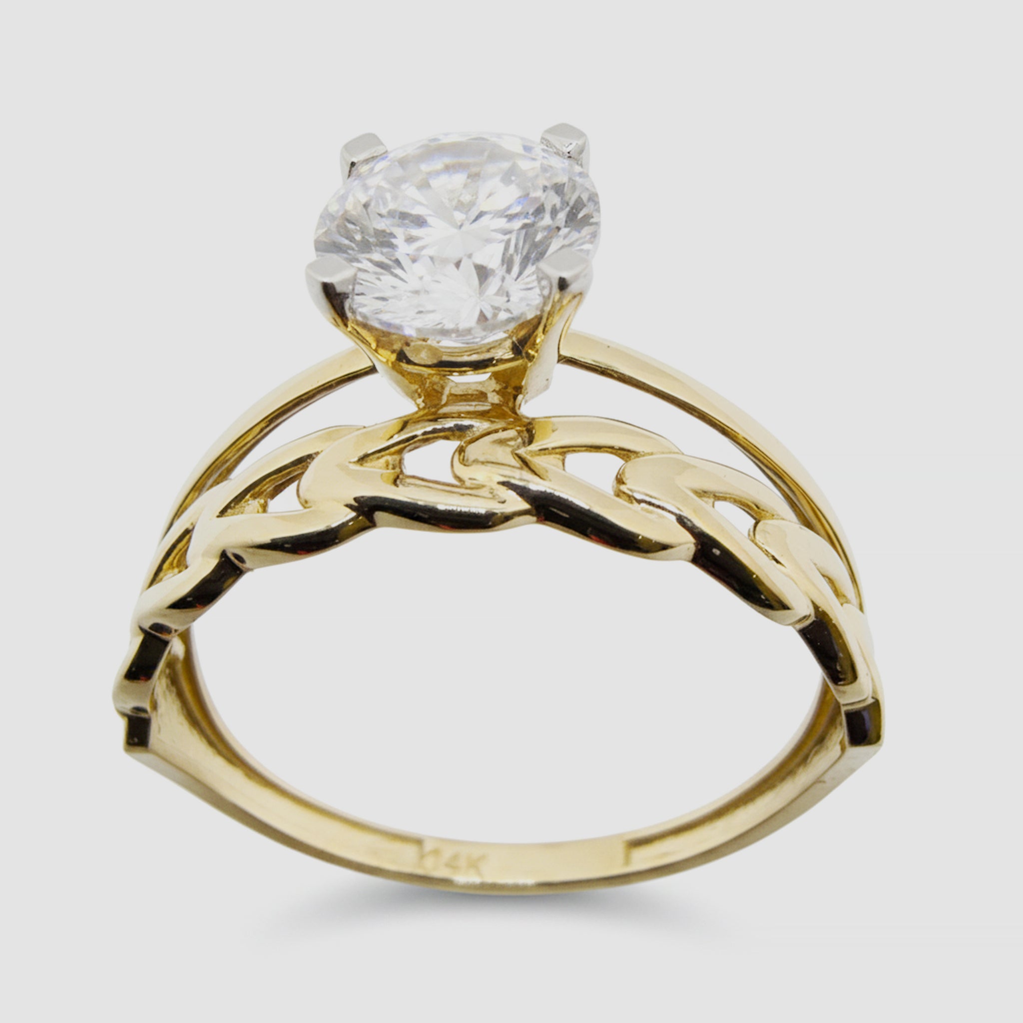 anillo de compromiso solitario de aro dividido en Oro 14K 6 mm detalle lateral trenzado TuOro