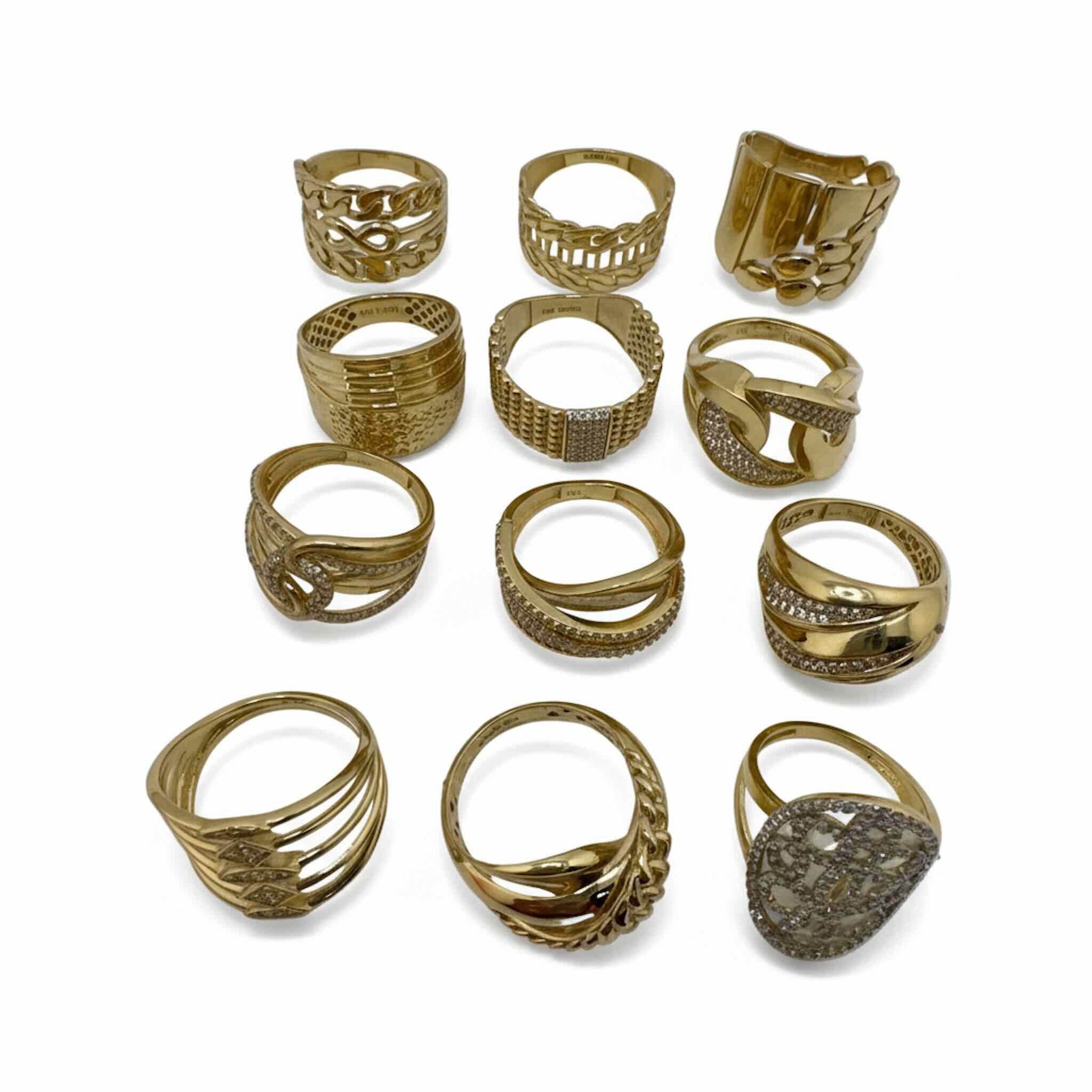 Colección de anillos anchos de Oro 14K con varios diseños elegantes de TuOro