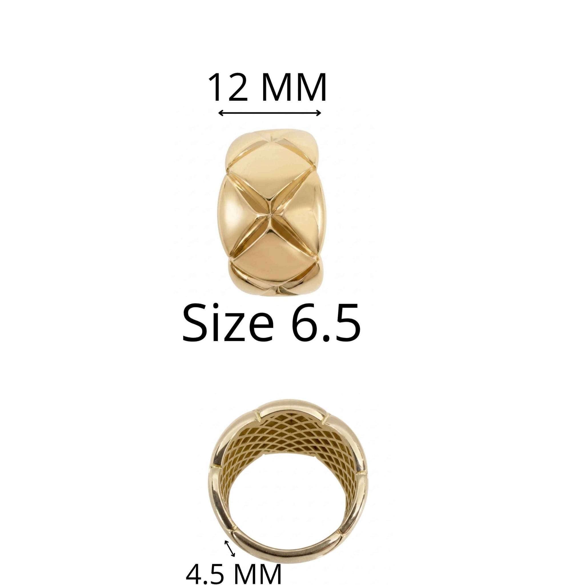 Anillo llamativo en Oro 10K con galería, diseño geométrico en relieve, talla 6.5, frente de 12 mm y banda de 4.5 mm, TuOro.
