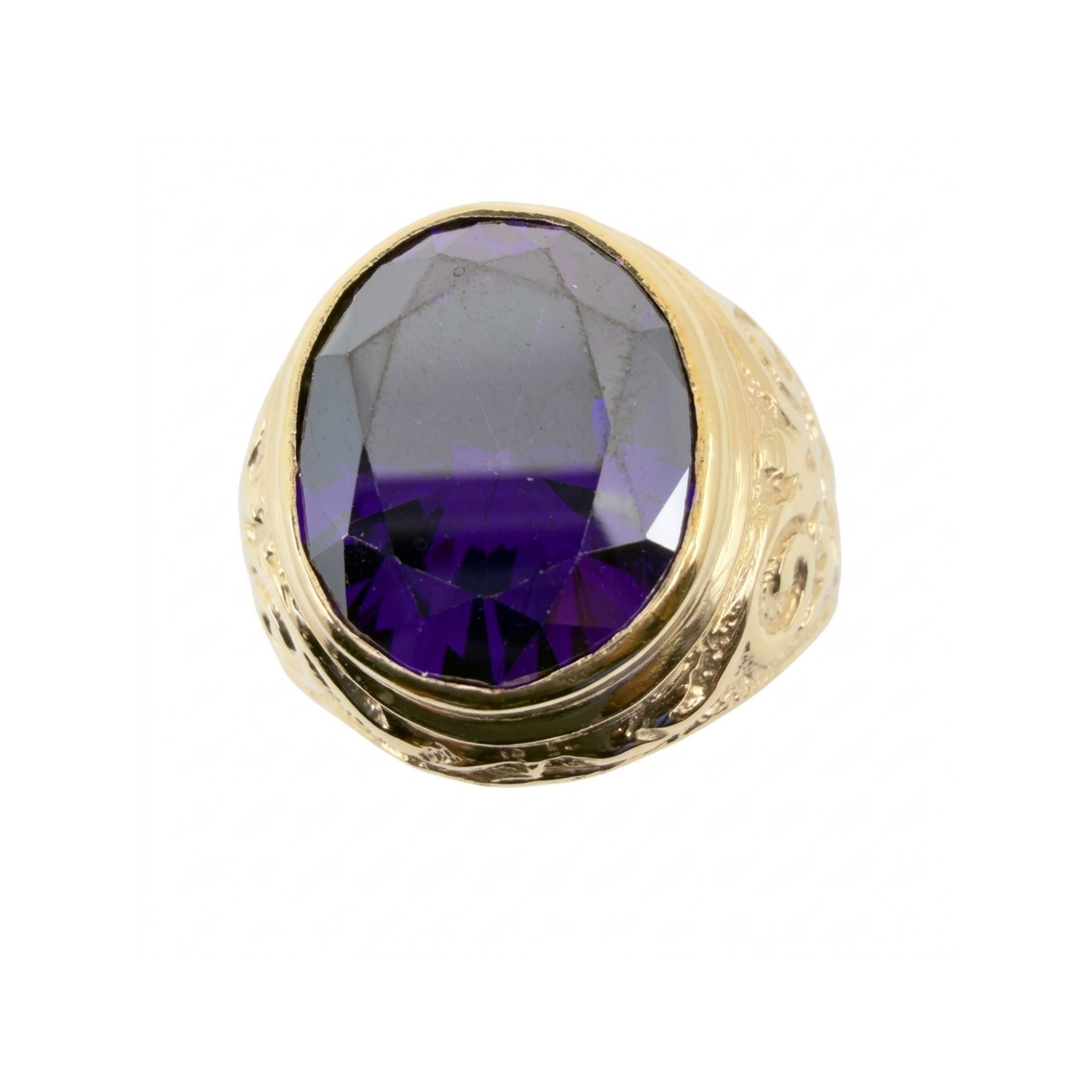 Anillos de Oro 10K para Hombre, variante Ovalada Amatista con circonia morada ovalada y montura en oro amarillo.