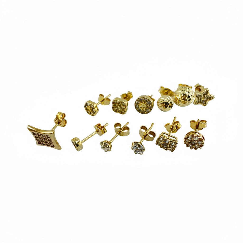 Colección de aretes pequeños con cierre mariposa en oro 14K, diseños variados con circonias brillantes y estilos elegantes, TuOro.