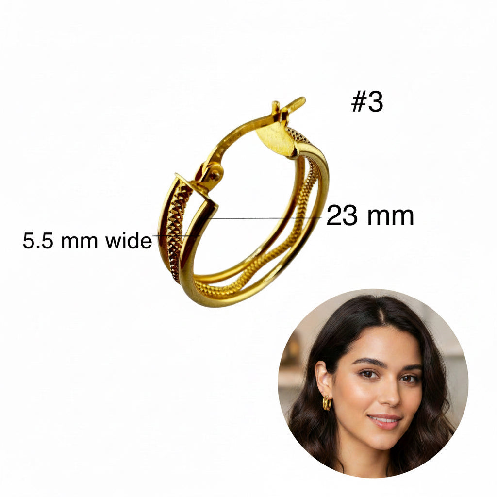 Argolla en oro 14K con diseño de tres aros mixtos texturizados, medida 5.5 x 23 mm, estilo moderno y detallado, TuOro.
