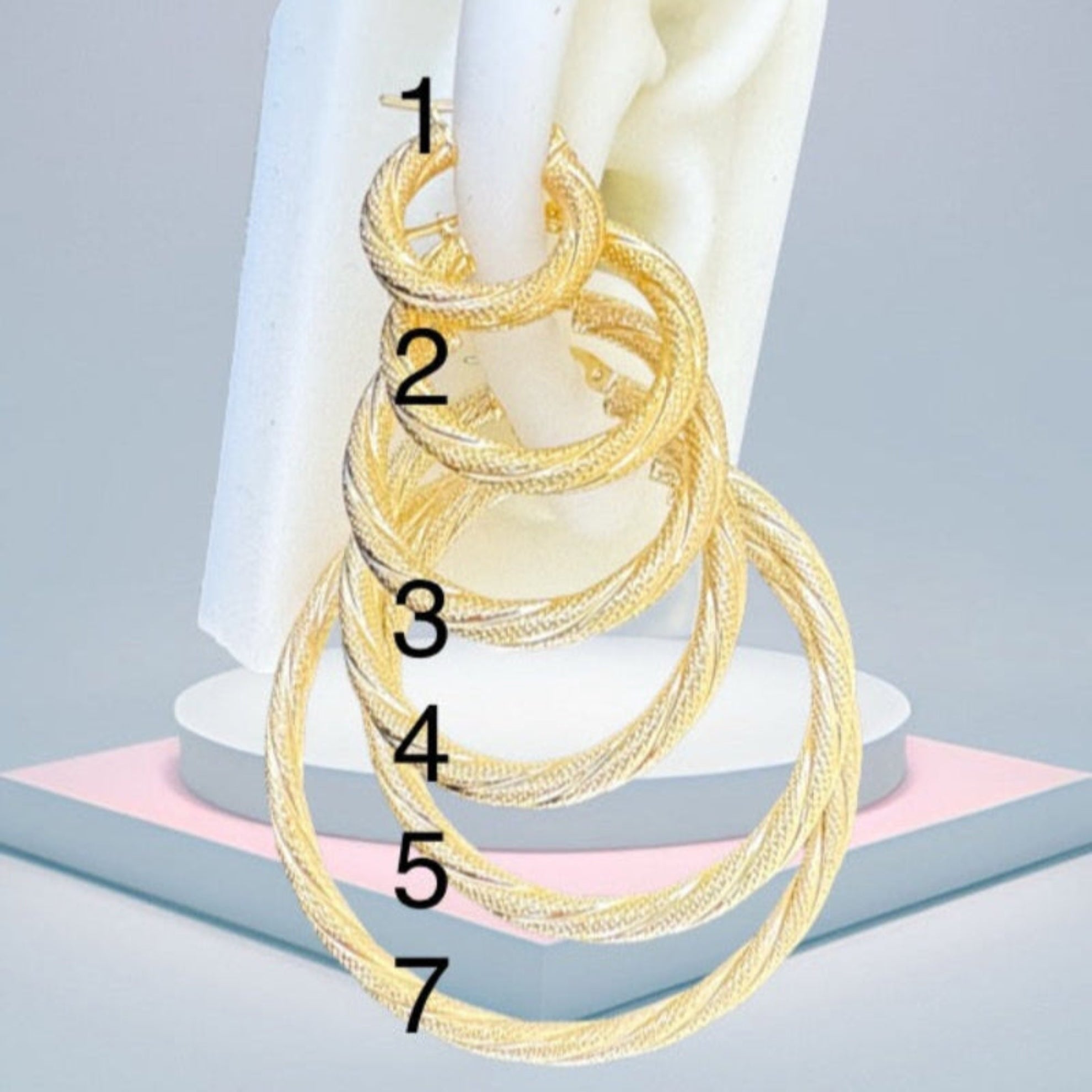 Argollas torcidas satinadas de oro 14K – Grosor 3 mm - Joyería TuOro