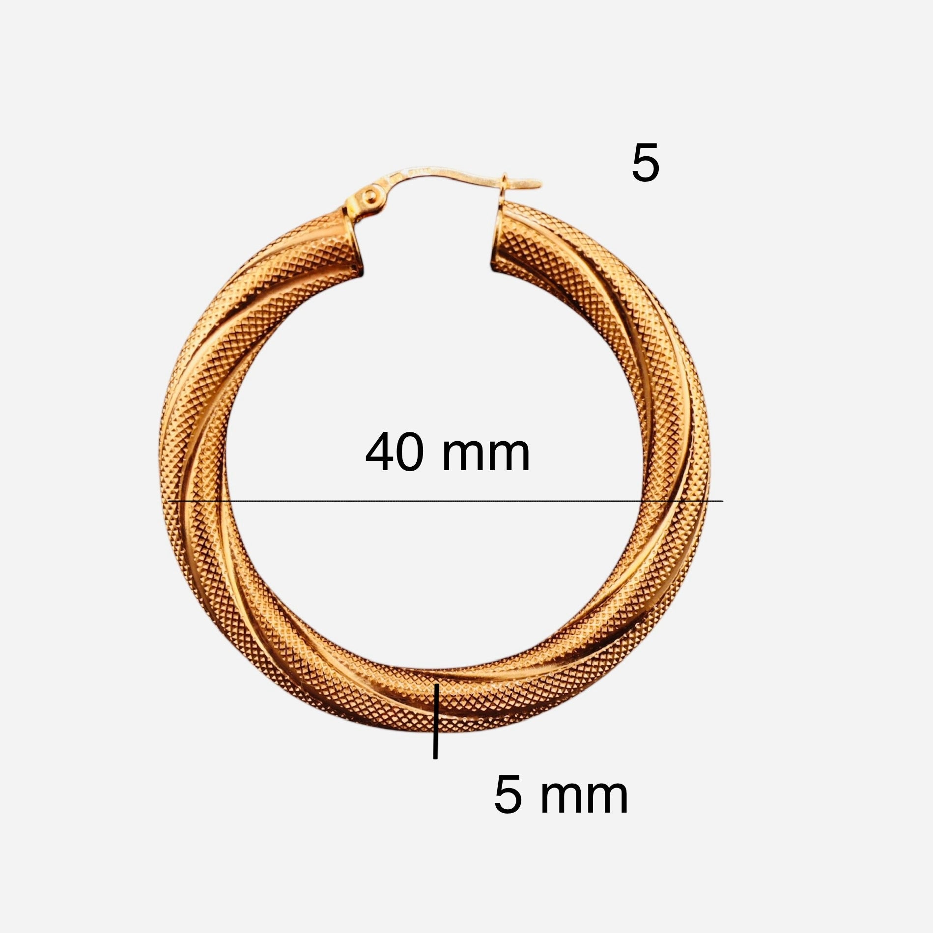 Argollas torcidas satinadas de oro 14K – Grosor 5 mm - Joyería TuOro