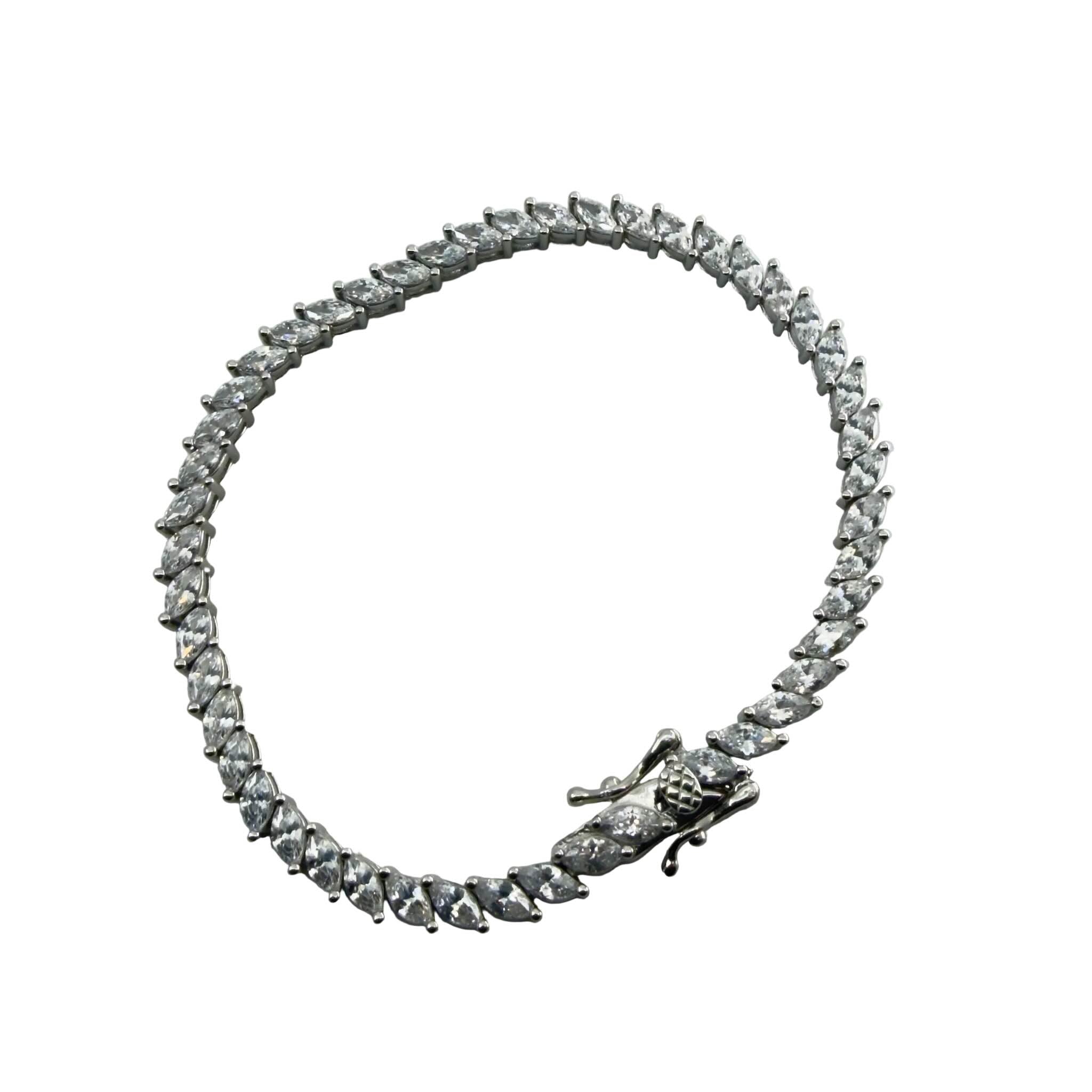 Pulsera de circonias corte marquesa en Plata 925 de 4 mm de TuOro con diseño lineal brillante y acabado premium.