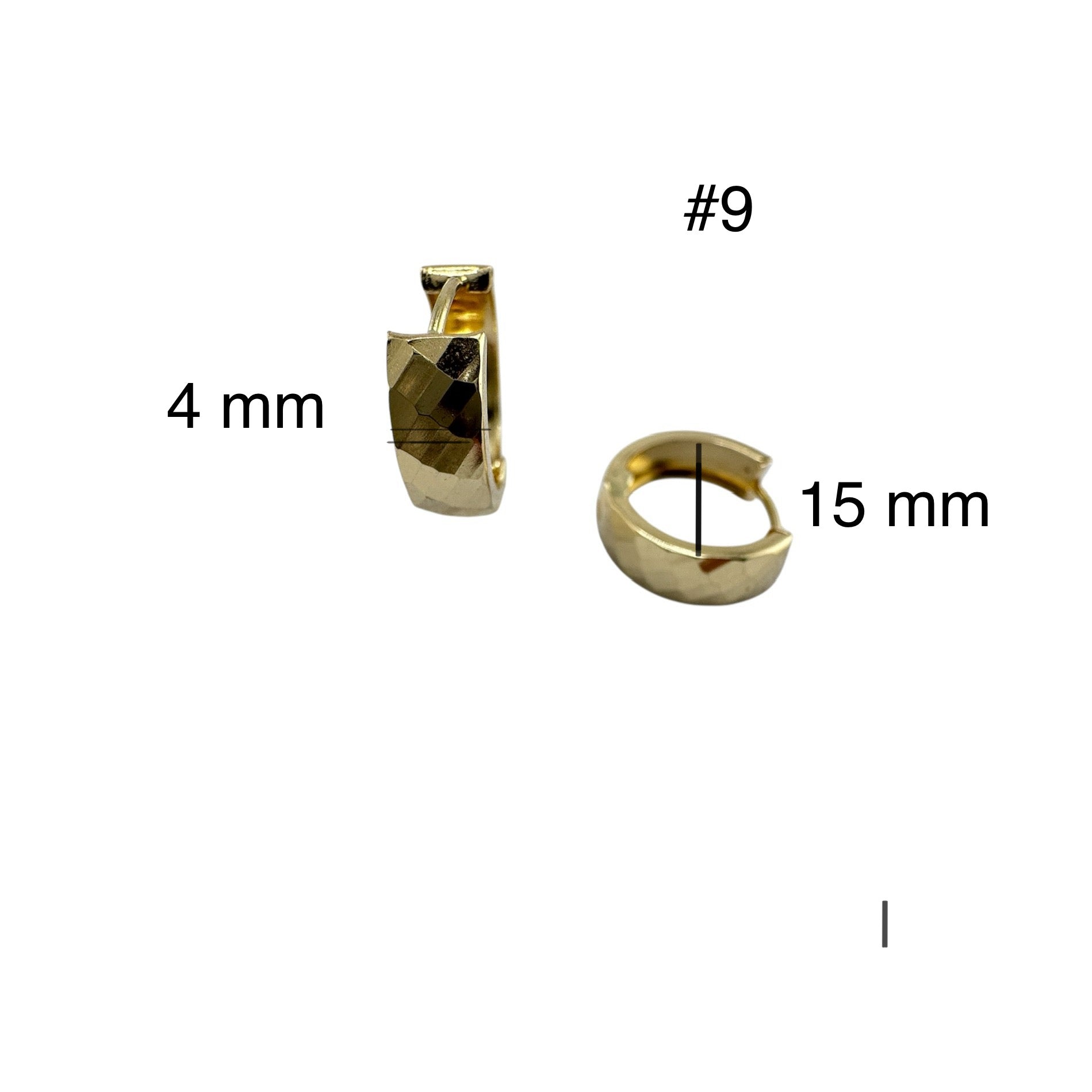 Aretes cortos huggie en oro 14K