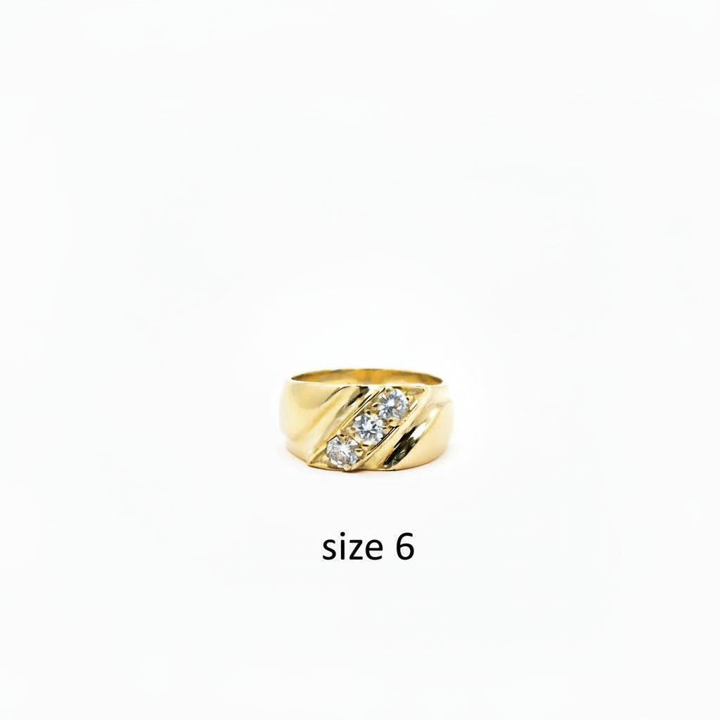 Anillo de compromiso tres piedras de Oro 14K