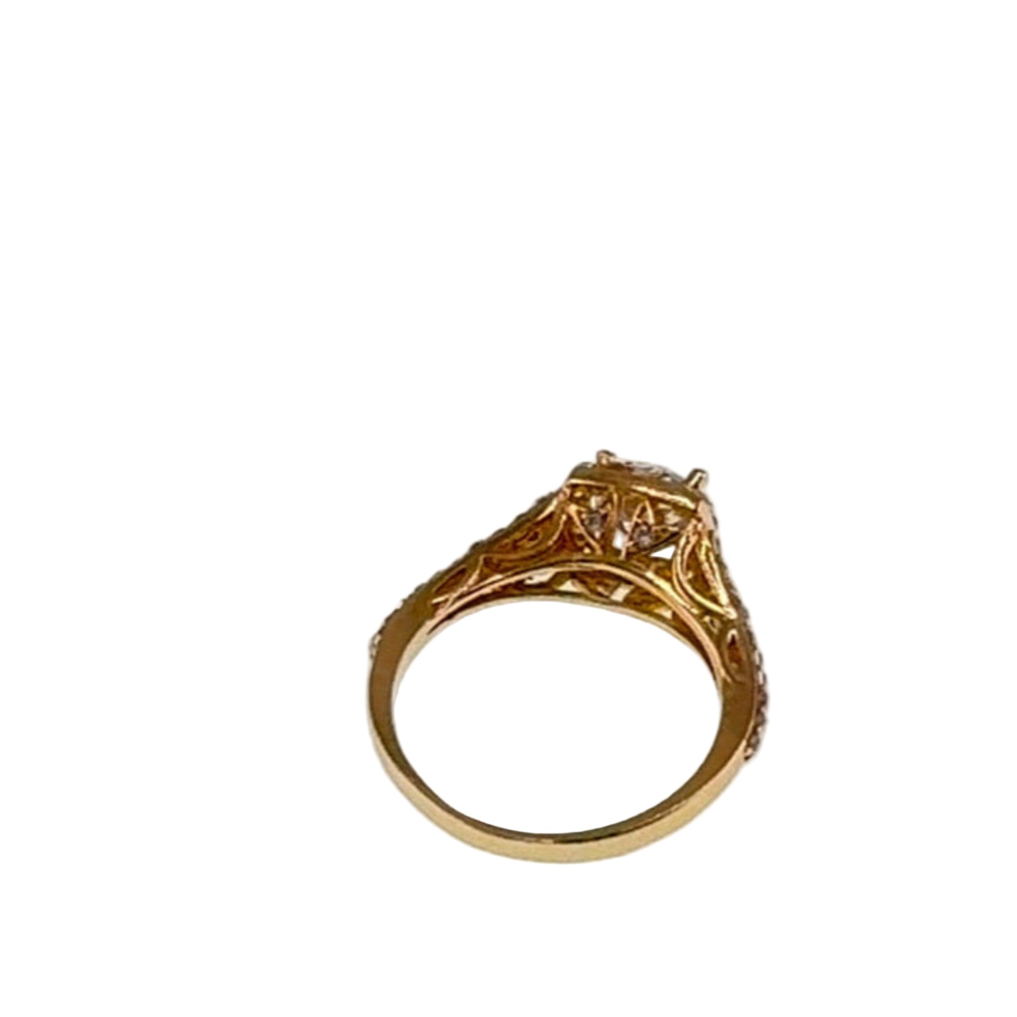 Anillo de compromiso Halo en Oro 14K con circonia cúbica de 6.5 mm, vista inferior de la estructura — TuOro
