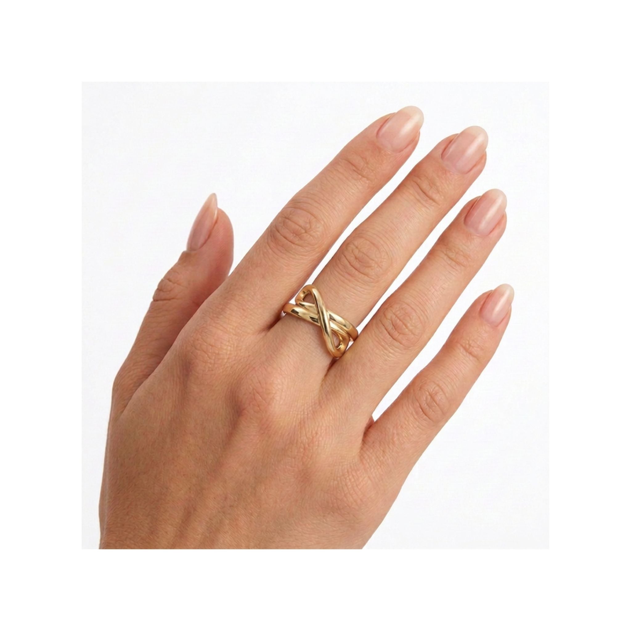 Anillo de Infinito en Oro 10K para Mujer TuOro® con diseño entrelazado y acabado brillante.