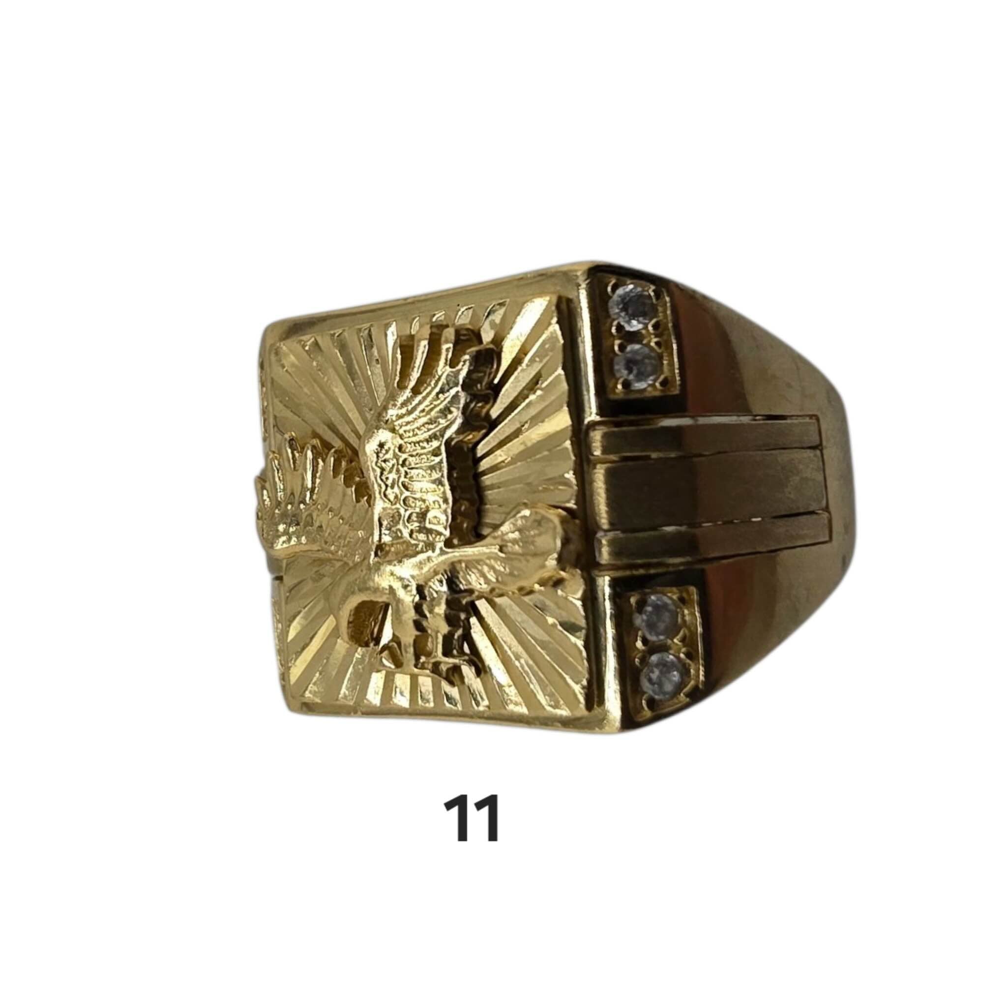 Anillo de sello clásico en Oro 14K con águila en vista lateral talla 11 de TuOro