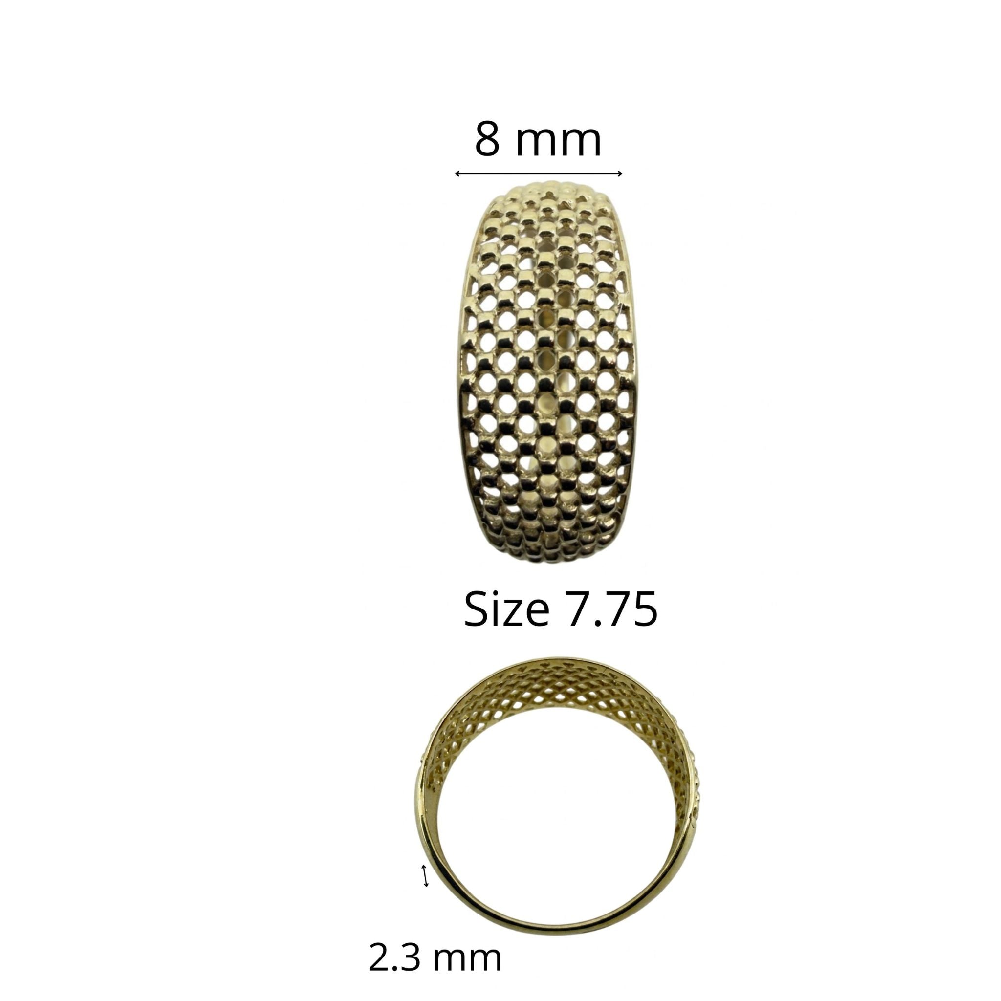 Anillo elegante en Oro 10K con banda ancha texturizada y diseño calado, vista frontal y lateral con medidas, talla 7.75, TuOro.