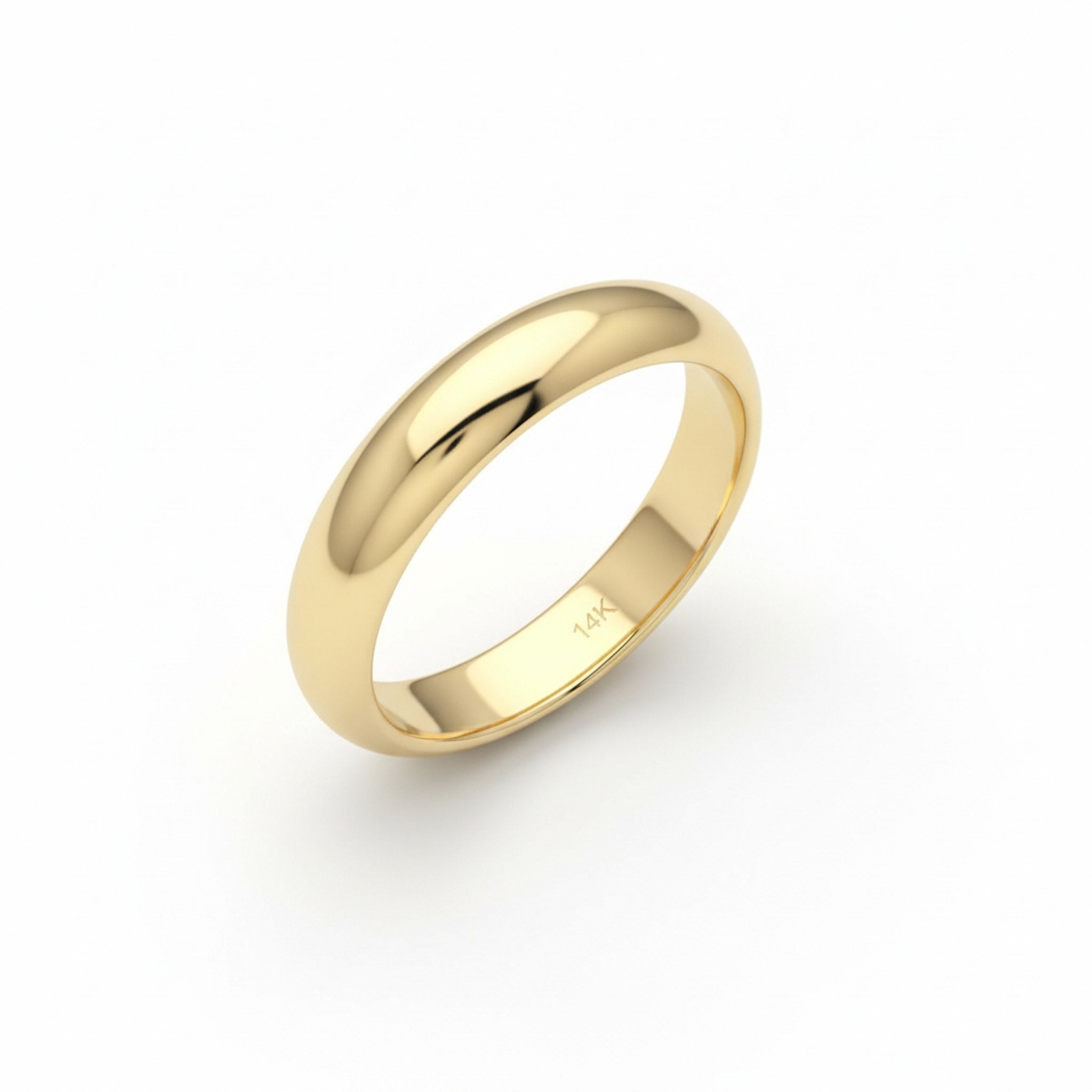 Anillos lisos de Oro 14K 3.8 mm TuOro en fondo blanco con vista inclinada resaltando reflejo tipo espejo y superficie lisa