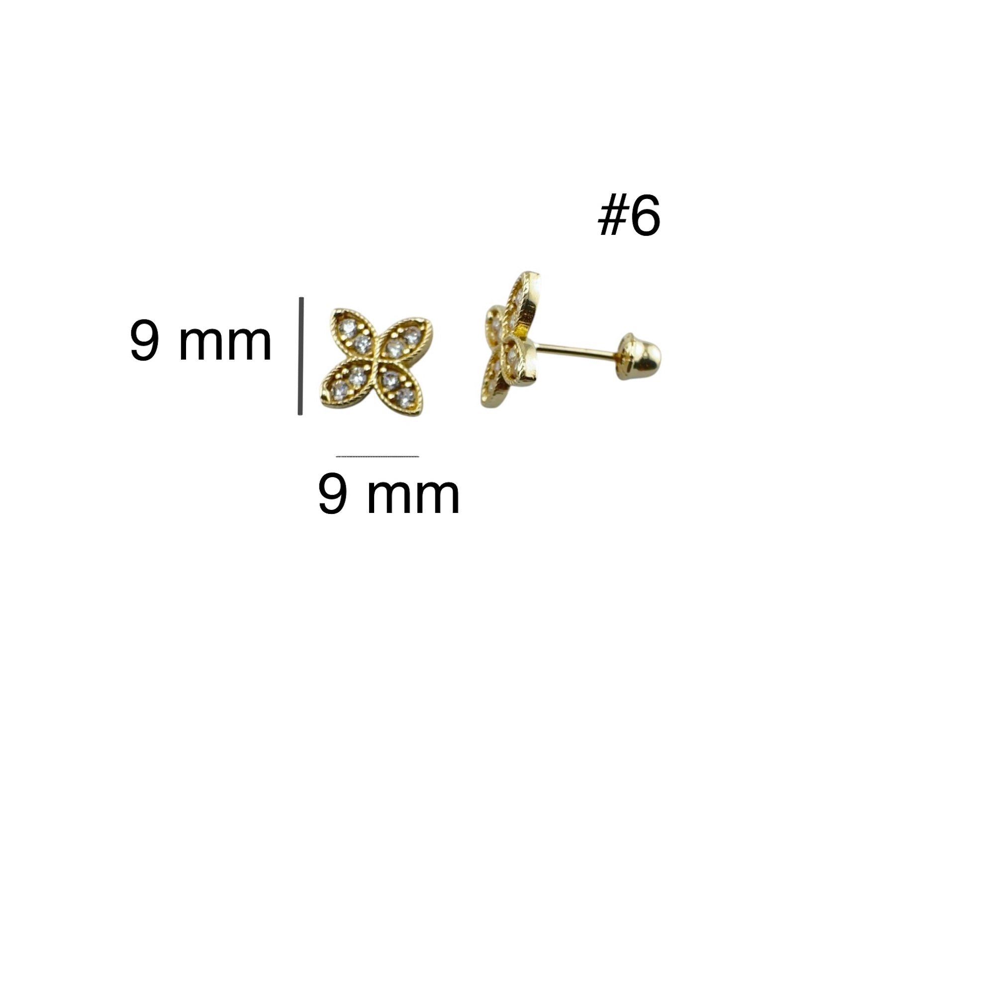 Arete pequeño en oro 14K con cierre de rosca, diseño de flor de cuatro pétalos con circonias de 9 x 9 mm.