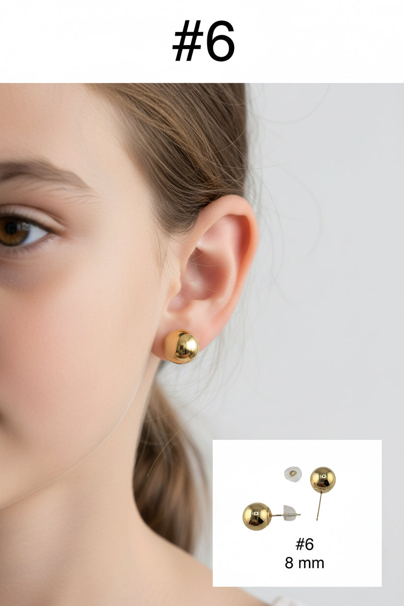 Aretes dormilonas en oro 14k de 8 mm con diseño de bola, cierre de presión y disco de seguridad, joya elegante y cómoda para uso diario, TuOro.