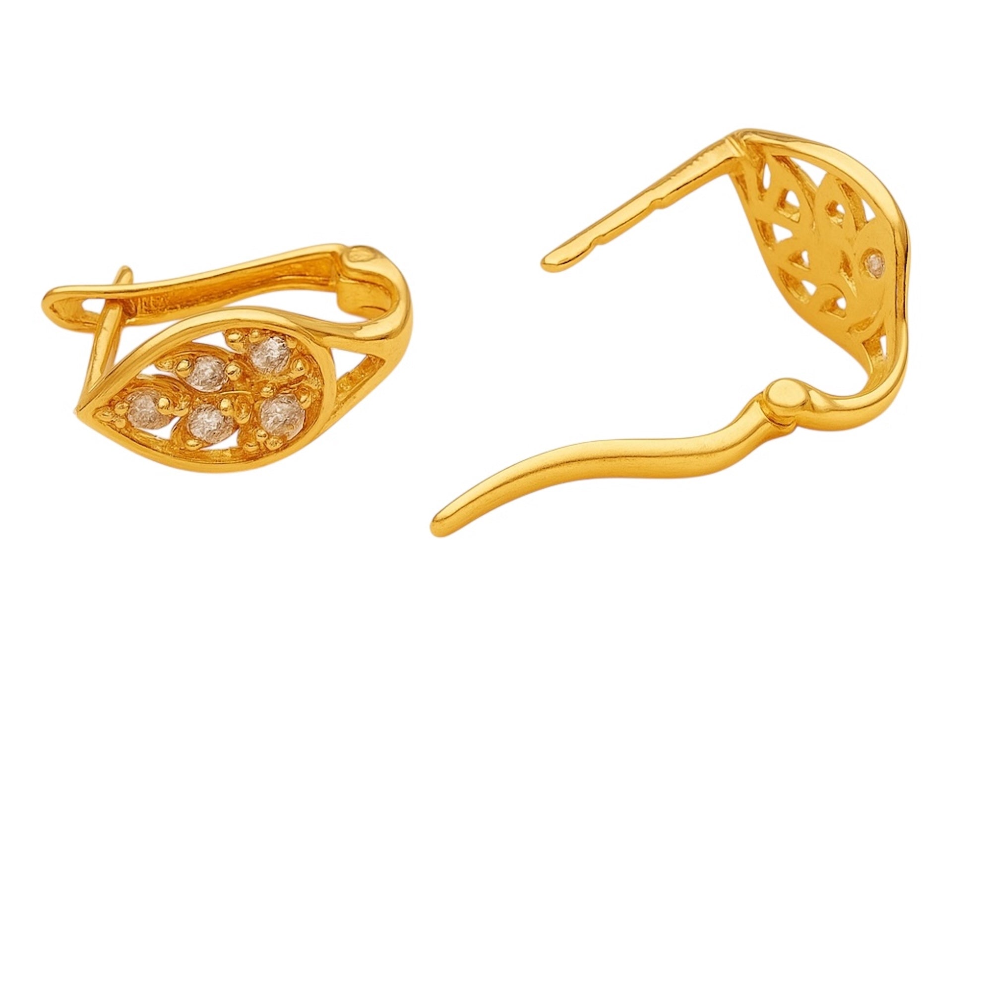 Aretes cortos de oro 14K con cierre de resorte y diseño de hoja con zirconias brillantes, ideales para uso diario o regalar

