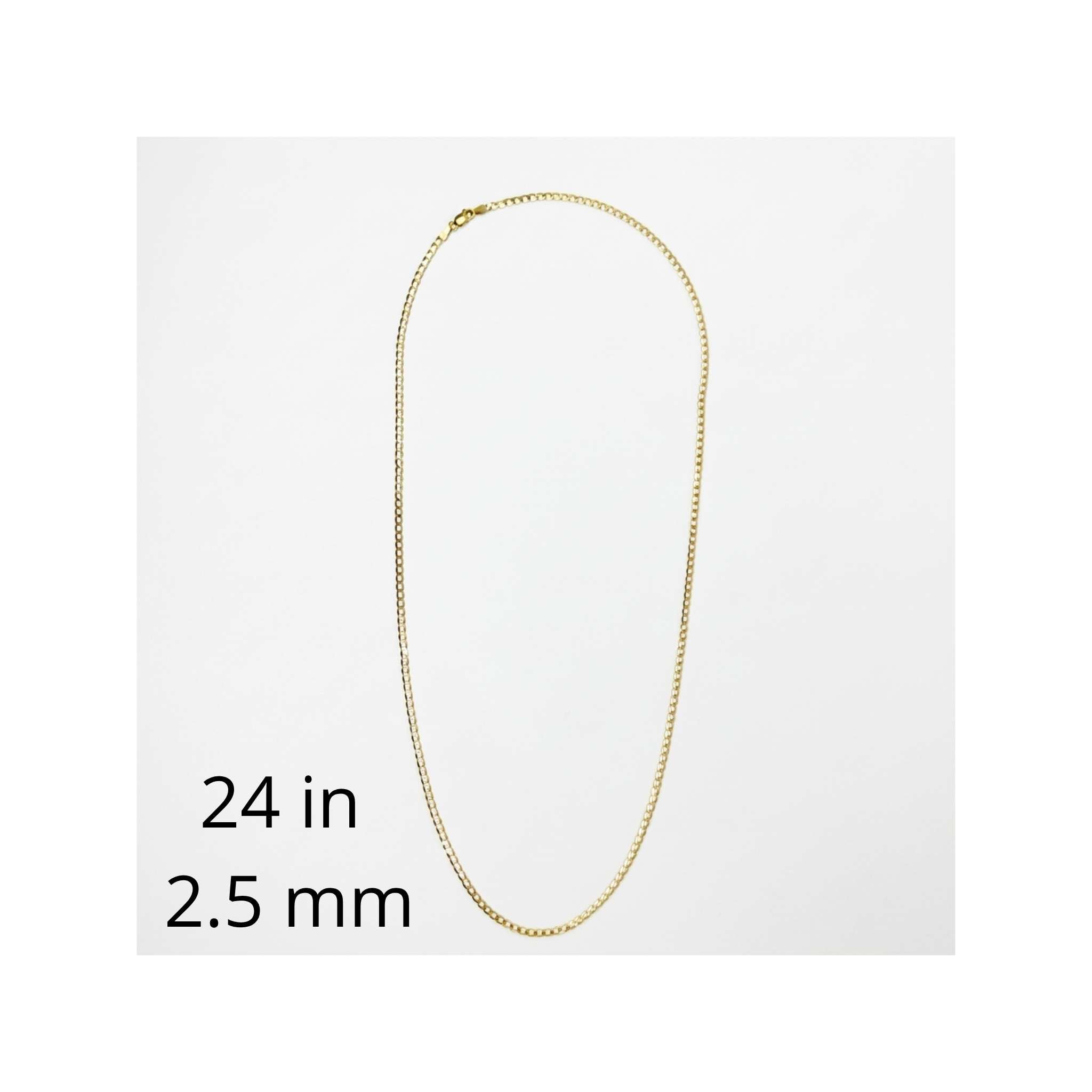 Cadena cubano-italiana de oro 10K de 2.5 mm y 24 pulgadas sobre fondo blanco.