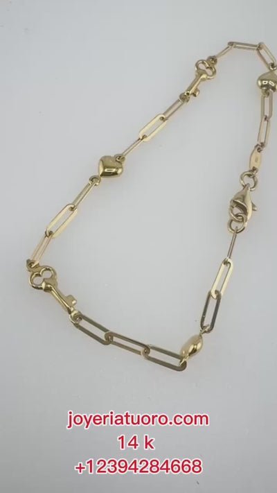 Pulseras de llaves y corazones